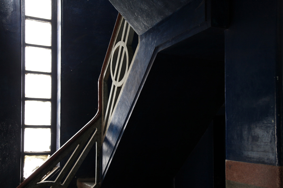 <span style="color:white">Casino, Chennai, 2009</span>